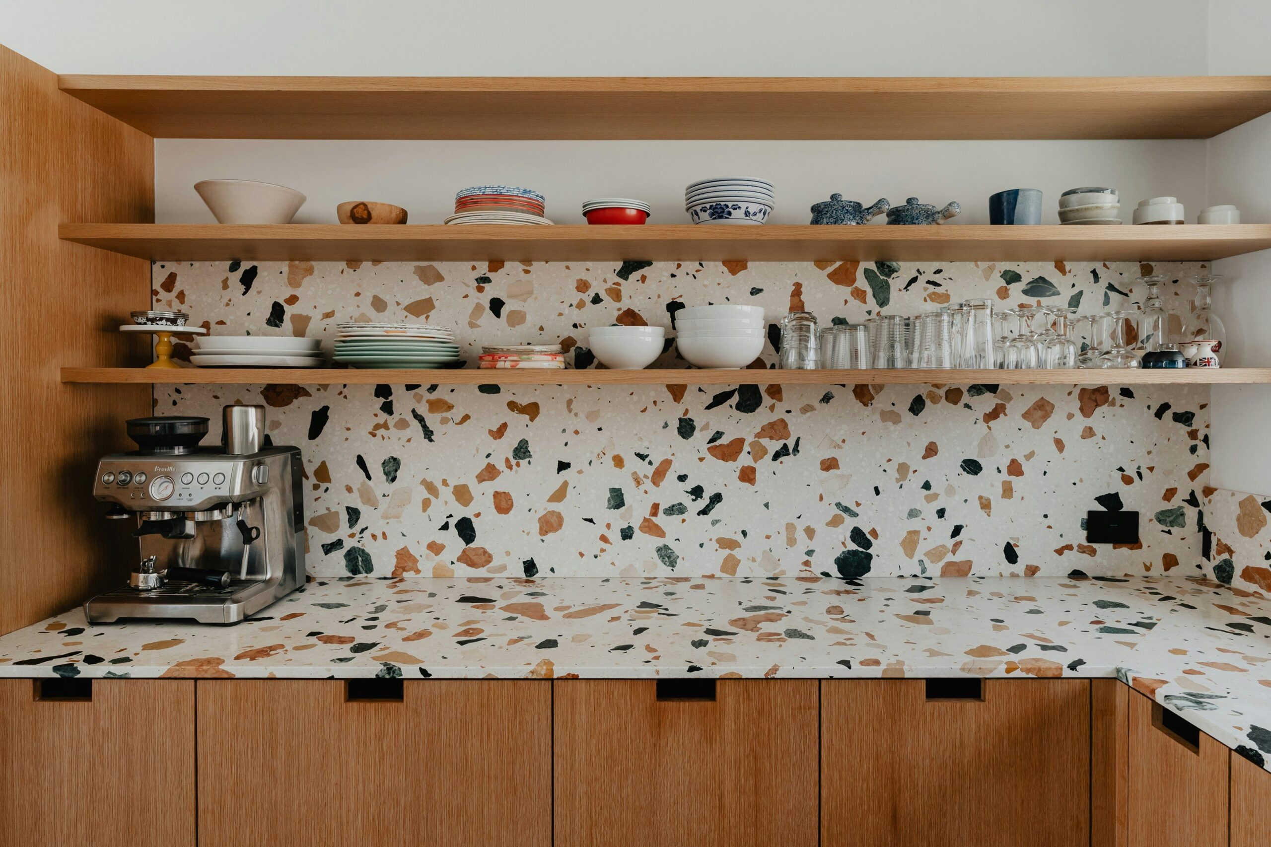 How to Clean Coffee Grinder for Your Smart Coffee Maker: A Smart Home Essential