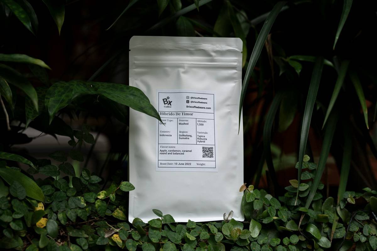 Chart comparing flavor profiles of single origin coffees from Ethiopia, Colombia, and Guatemala with recommended smart brewer settings