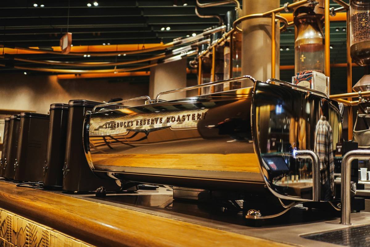 Best Coffee Beans for Smart: Why Your $300 Machine Deserves Better Than Grocery-Store Grounds
