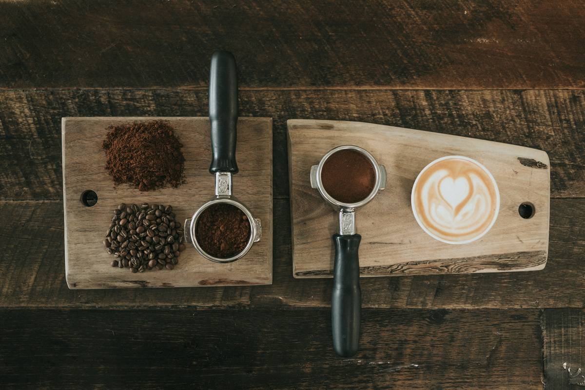 Infographic showing how brew strength levels affect extraction yield, flavor profile, and total dissolved solids (TDS) in coffee