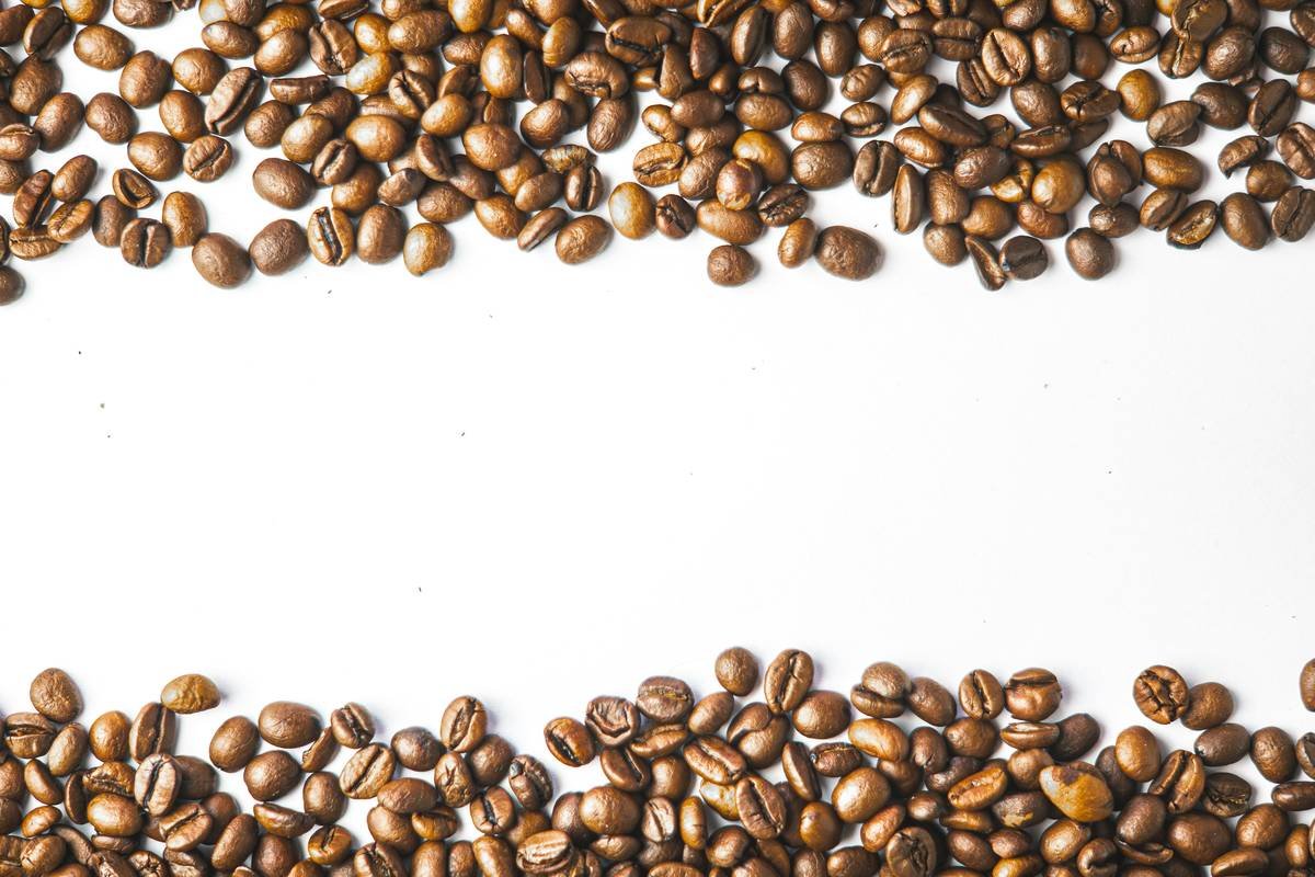 Bean Review Coffee: Why Your Smart Coffee Maker Deserves Better Beans (And How to Pick Them)